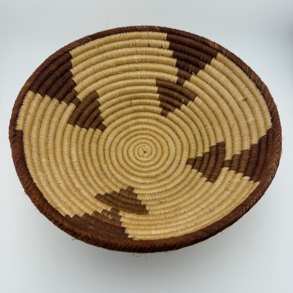 Woven Coiled Basket Bowl 8in Brown Beige Excellent Geometric Boho
